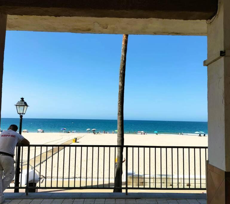 Apartamento Muy Cerca De La Playa. Primera Linea. Rota Exterior foto